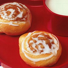https://www.bridgford.com/bread/wp-content/uploads/2015/07/Apple-Buns-240x240.jpg