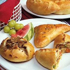 https://www.bridgford.com/bread/wp-content/uploads/2015/07/Beef-Mushroom-Buns-240x240.jpg