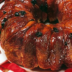 https://www.bridgford.com/bread/wp-content/uploads/2015/07/Cherry-Pull-Apart-Bread-240x240.jpg