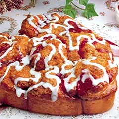 https://www.bridgford.com/bread/wp-content/uploads/2015/07/Cherry-Sweetheart-Coffee-Cake-240x240.jpg