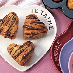 https://www.bridgford.com/bread/wp-content/uploads/2015/07/Chocolate-Cinna-Hearts-240x240.jpg