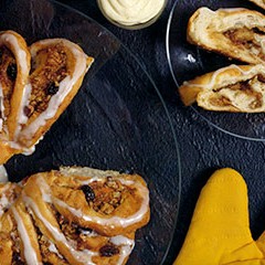 https://www.bridgford.com/bread/wp-content/uploads/2015/07/Easy-Pecan-Ring-240x240.jpg