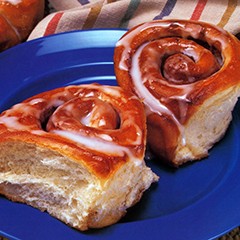 https://www.bridgford.com/bread/wp-content/uploads/2015/07/Low-Fat-Cinnamon-Rolls-240x240.jpg