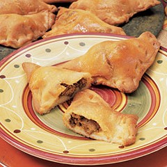 https://www.bridgford.com/bread/wp-content/uploads/2015/07/Meat-Empanadas-240x240.jpg