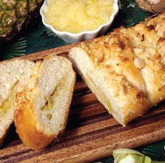 https://www.bridgford.com/bread/wp-content/uploads/2015/07/Pineapple-Macadamia-Nut-Coffee-Cake-240x236.jpg