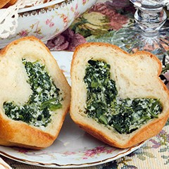 https://www.bridgford.com/bread/wp-content/uploads/2015/07/Spinach-Brioche-Rolls-240x240.jpg