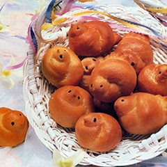 https://www.bridgford.com/bread/wp-content/uploads/2015/07/Spring-Chick-Rolls-240x240.jpg