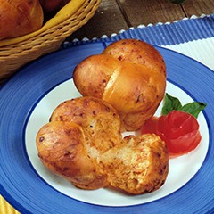 https://www.bridgford.com/bread/wp-content/uploads/2015/07/Sun-Dried-Tomato-Rolls-240x240.jpg