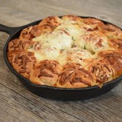 https://www.bridgford.com/bread/wp-content/uploads/2018/01/skillet-pizza-monkey-bread-web-240x240.jpg