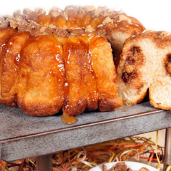 https://www.bridgford.com/bread/wp-content/uploads/2022/10/peanut-butter-cup-monkey-bread-web-240x240.png