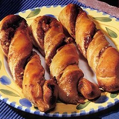 https://www.bridgford.com/foodservice/wp-content/uploads/2015/07/Cinnamon-Twists-240x240.jpg