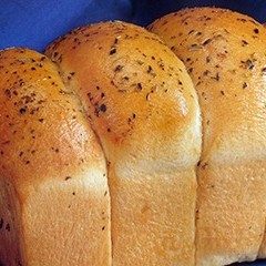 https://www.bridgford.com/foodservice/wp-content/uploads/2015/07/Herb-Pull-Apart-Bread-240x240.jpg