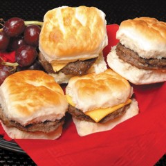 https://www.bridgford.com/foodservice/wp-content/uploads/2015/08/Biscuit-Sliders-240x240.jpg