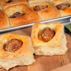 https://www.bridgford.com/foodservice/wp-content/uploads/2025/04/meatball-kolache-web-240x240.jpg